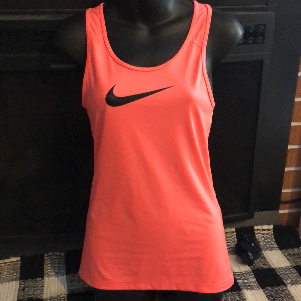 Nike dri fit Razorback tank top size small